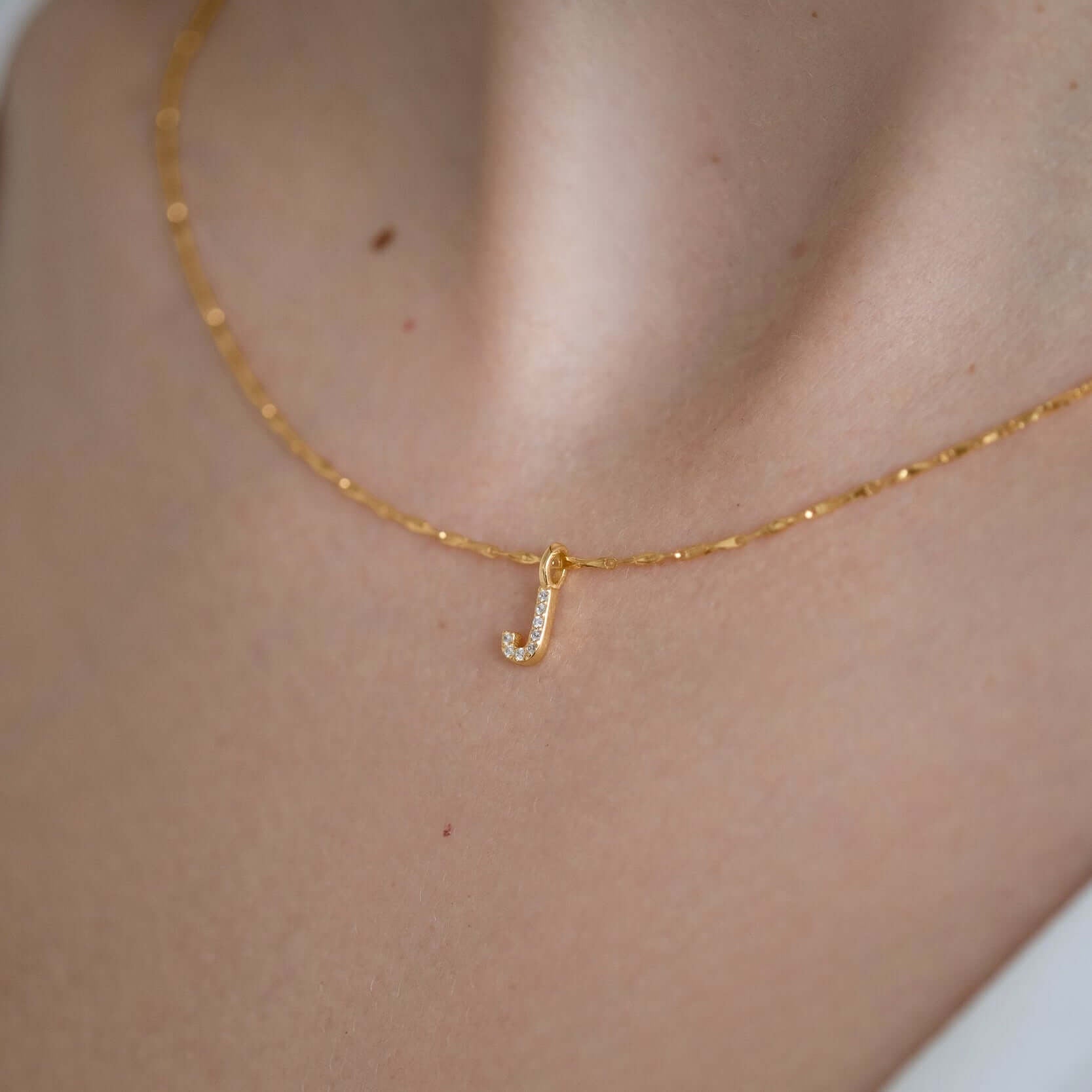 Cirra Halskette mit Buchstabenanhänger